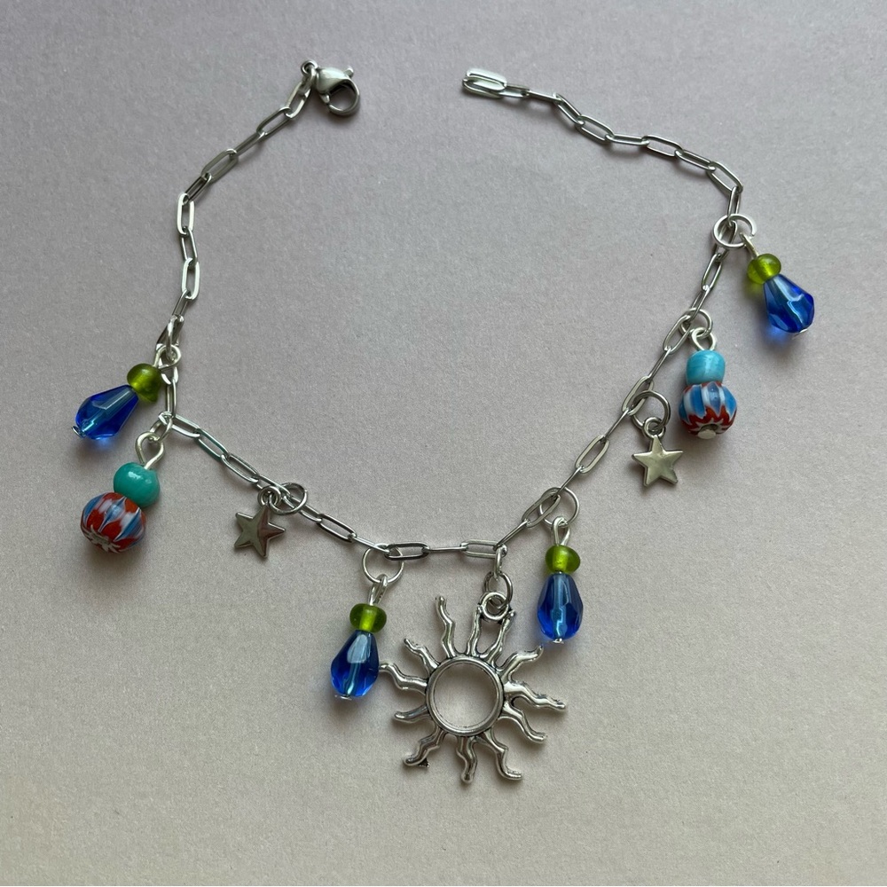 Silver Sun Stars Charm Anklet/Bracelet with Blue and Green Beads - Picture 3 of 3